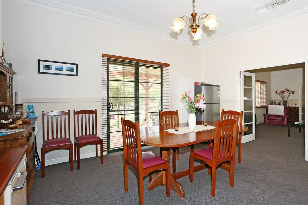 Busselton Guest House מראה חיצוני תמונה